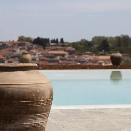 Фермерский дом Agriturismo Creta Rossa Торре-Де-Руджеро