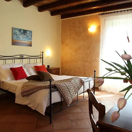 Agriturismo Creta Rossa