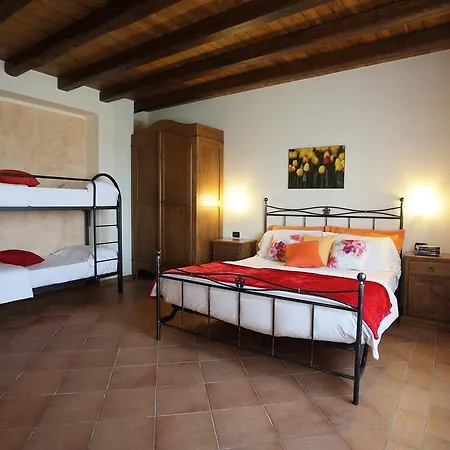 Feriegård Creta Rossa *