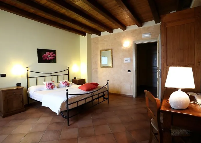 Creta Rossa * Torre di Ruggiero